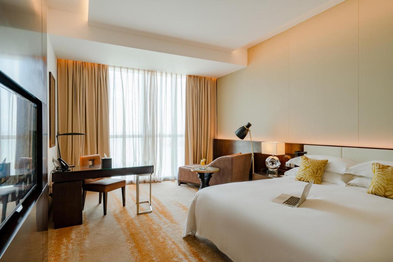 Hotel Johari Rotana Dar es Salaam Esterno foto