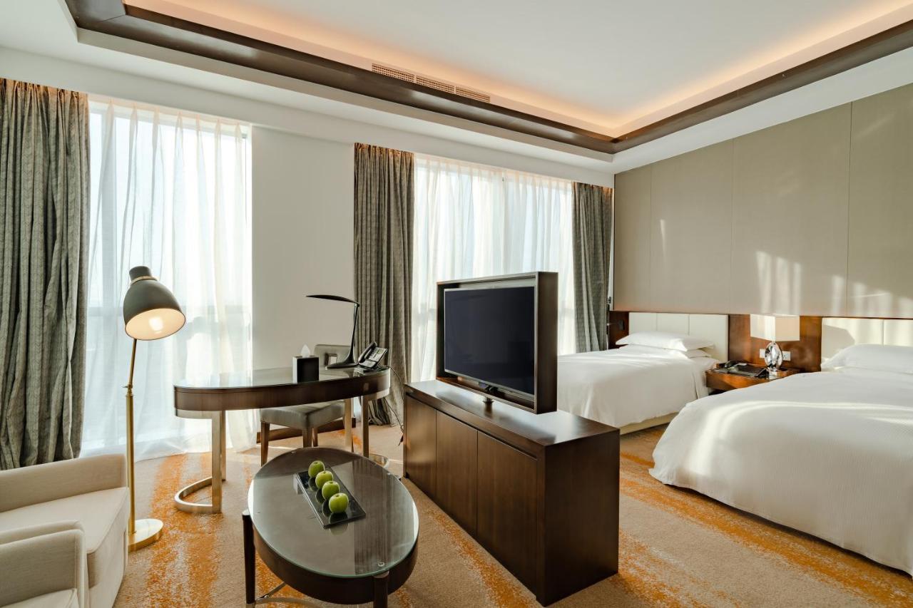 Hotel Johari Rotana Dar es Salaam Esterno foto