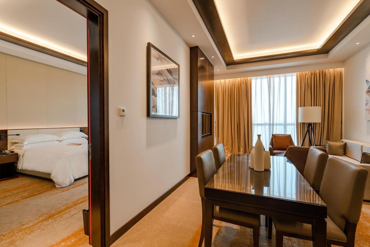 Hotel Johari Rotana Dar es Salaam Esterno foto