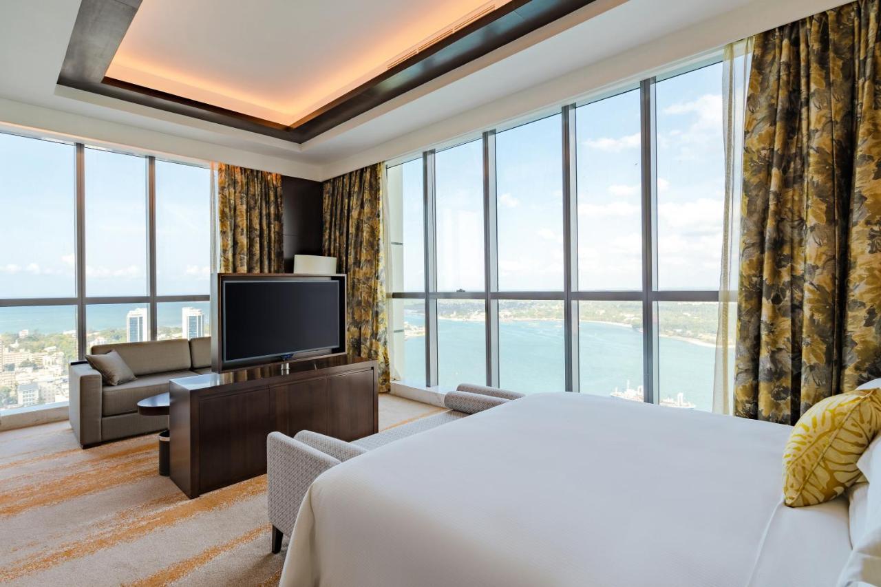 Hotel Johari Rotana Dar es Salaam Esterno foto