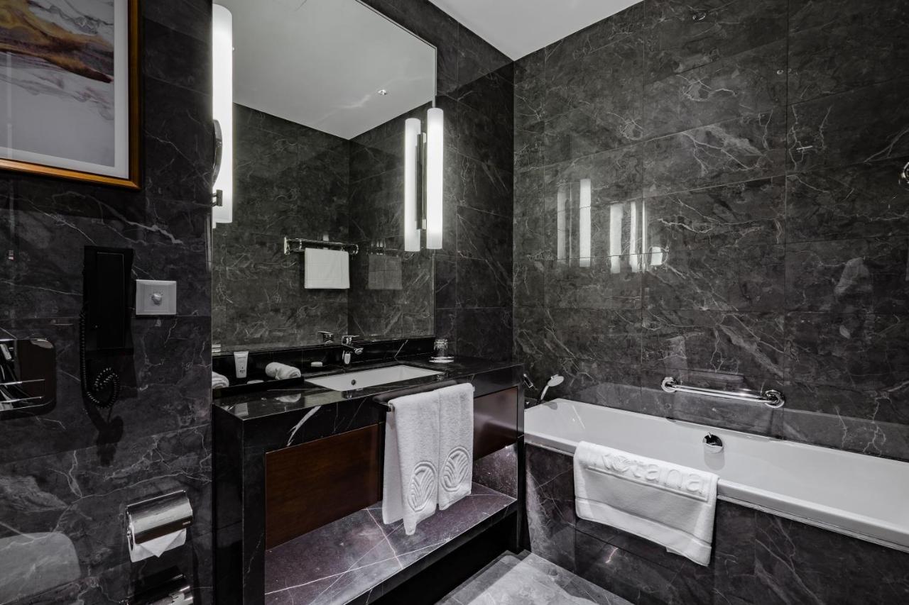 Hotel Johari Rotana Dar es Salaam Esterno foto
